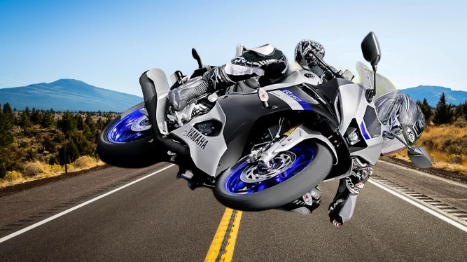 Yamaha R15 New Year Offer 